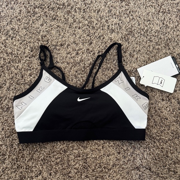Nike Indy Bra - Picture 1 of 3